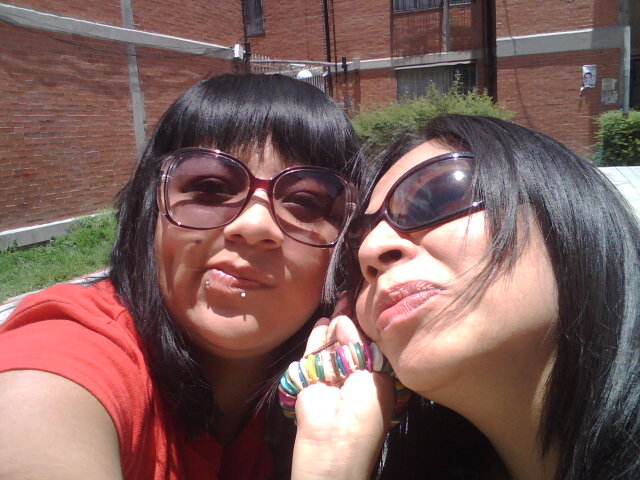 Io y shy perdiendo el tiempo